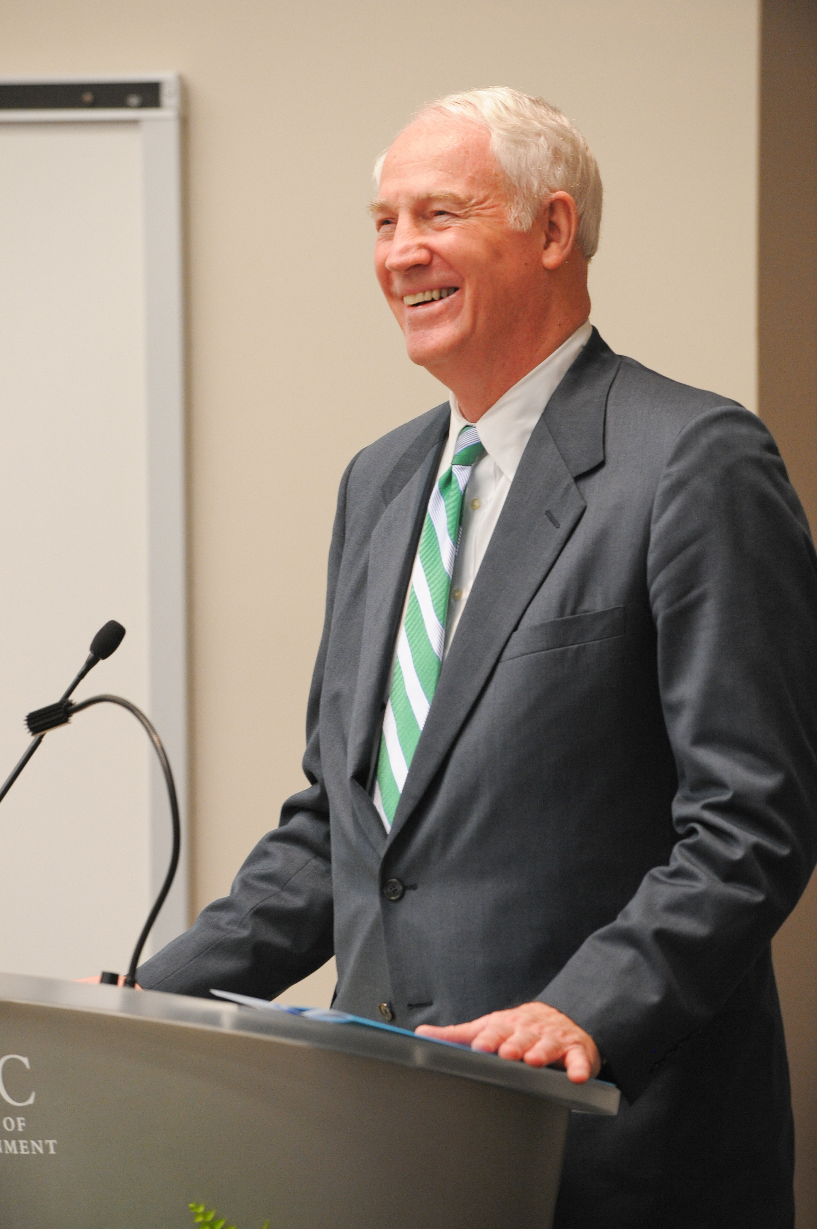 Former Charlotte Mayor and Foundation Board Member Richard Vinroot