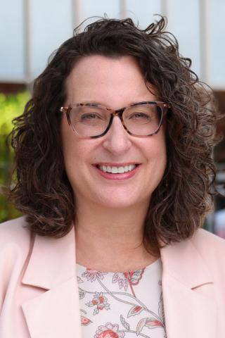individual image for Aimee N. Wall